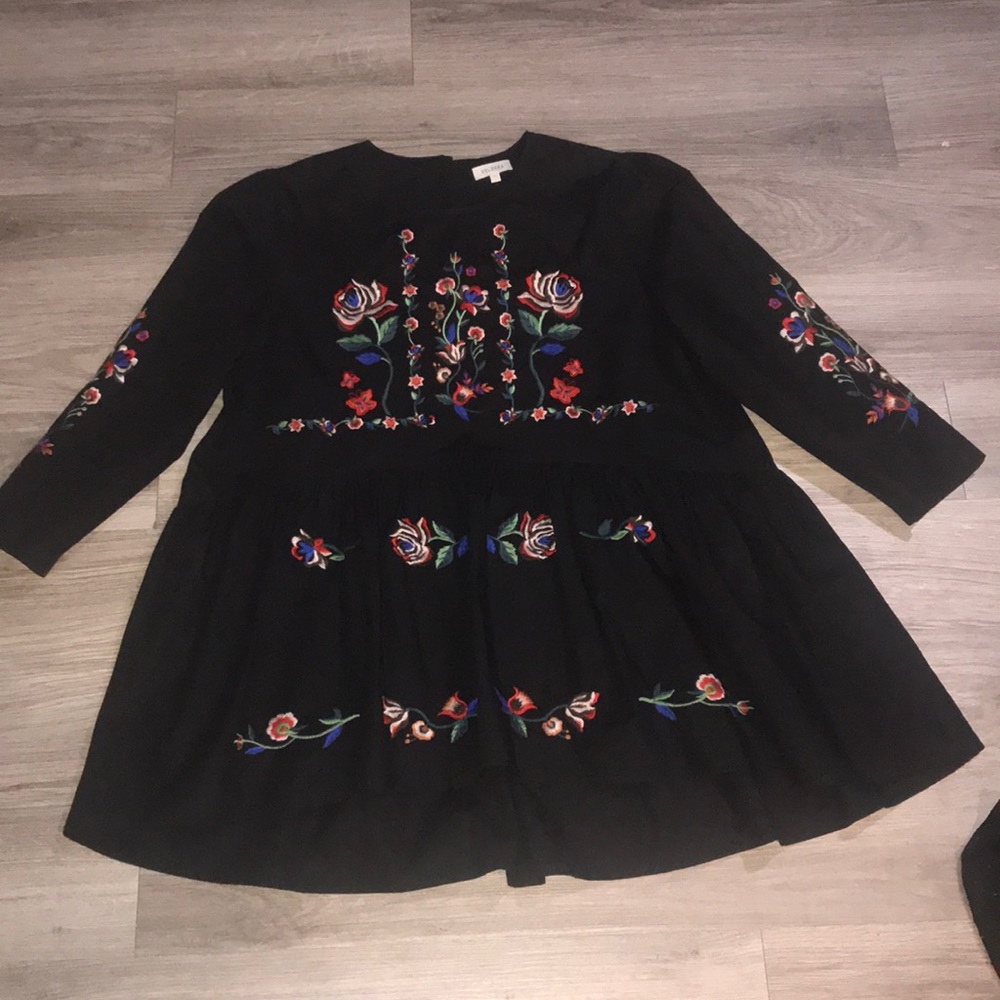 Velzera Embroidered Boho Top 3 XL